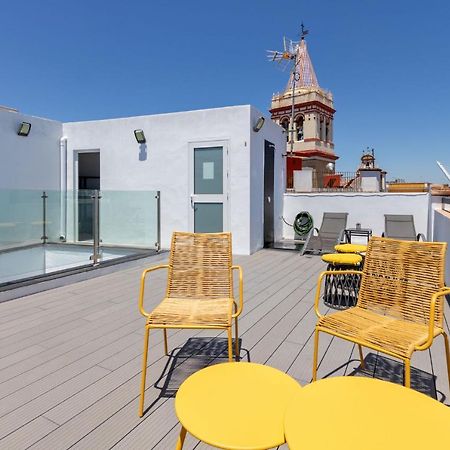 Nine O Clock San Luis Skyview Apartman Sevilla Kültér fotó