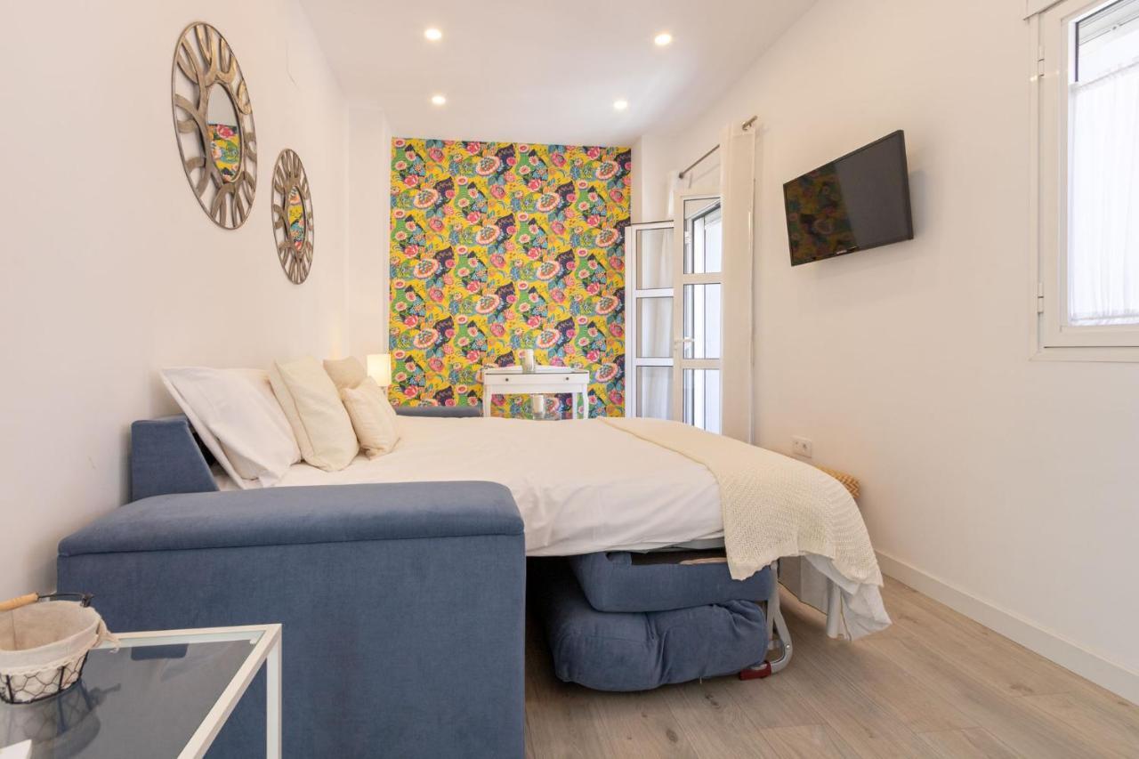 Nine O Clock San Luis Skyview Apartman Sevilla Kültér fotó