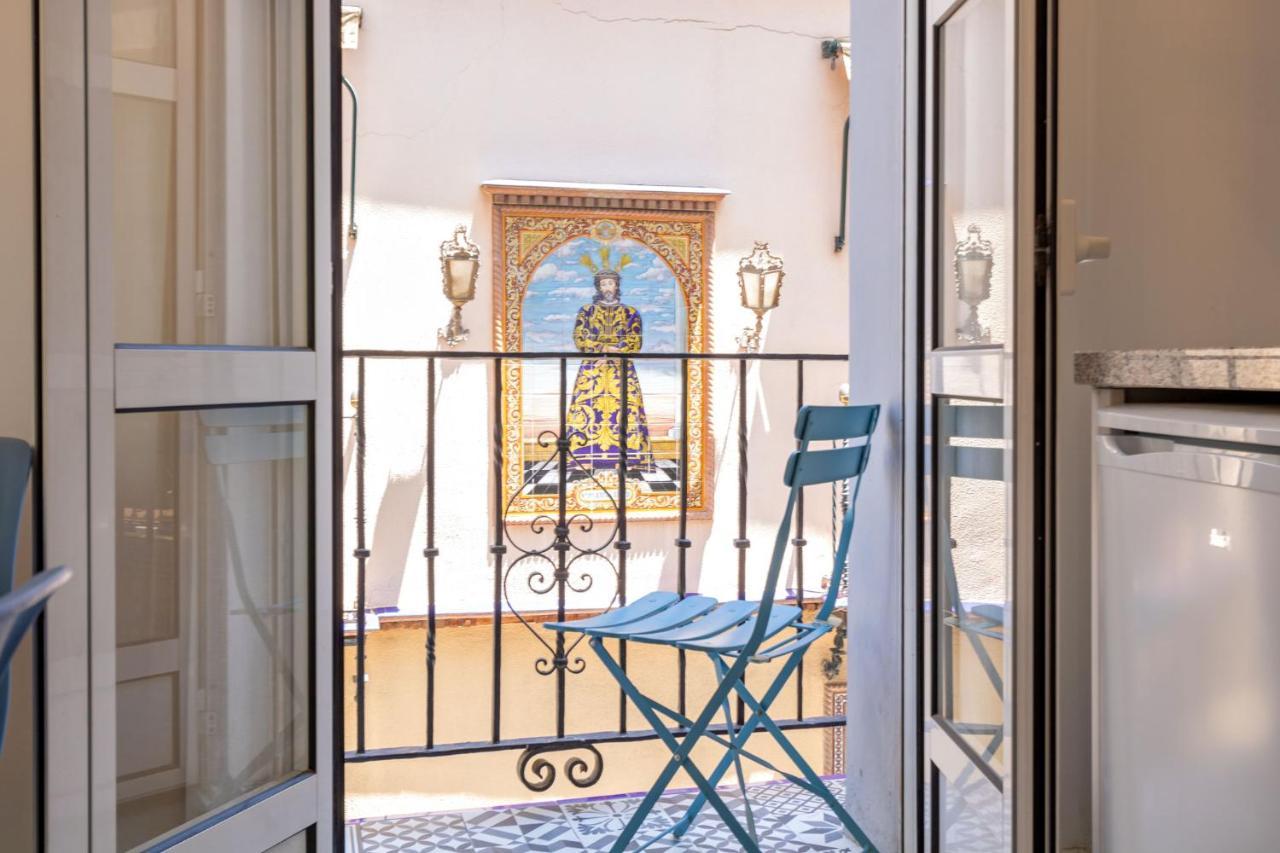 Nine O Clock San Luis Skyview Apartman Sevilla Kültér fotó