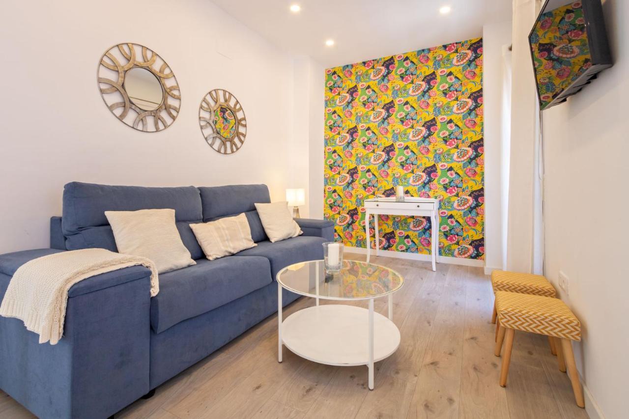 Nine O Clock San Luis Skyview Apartman Sevilla Kültér fotó