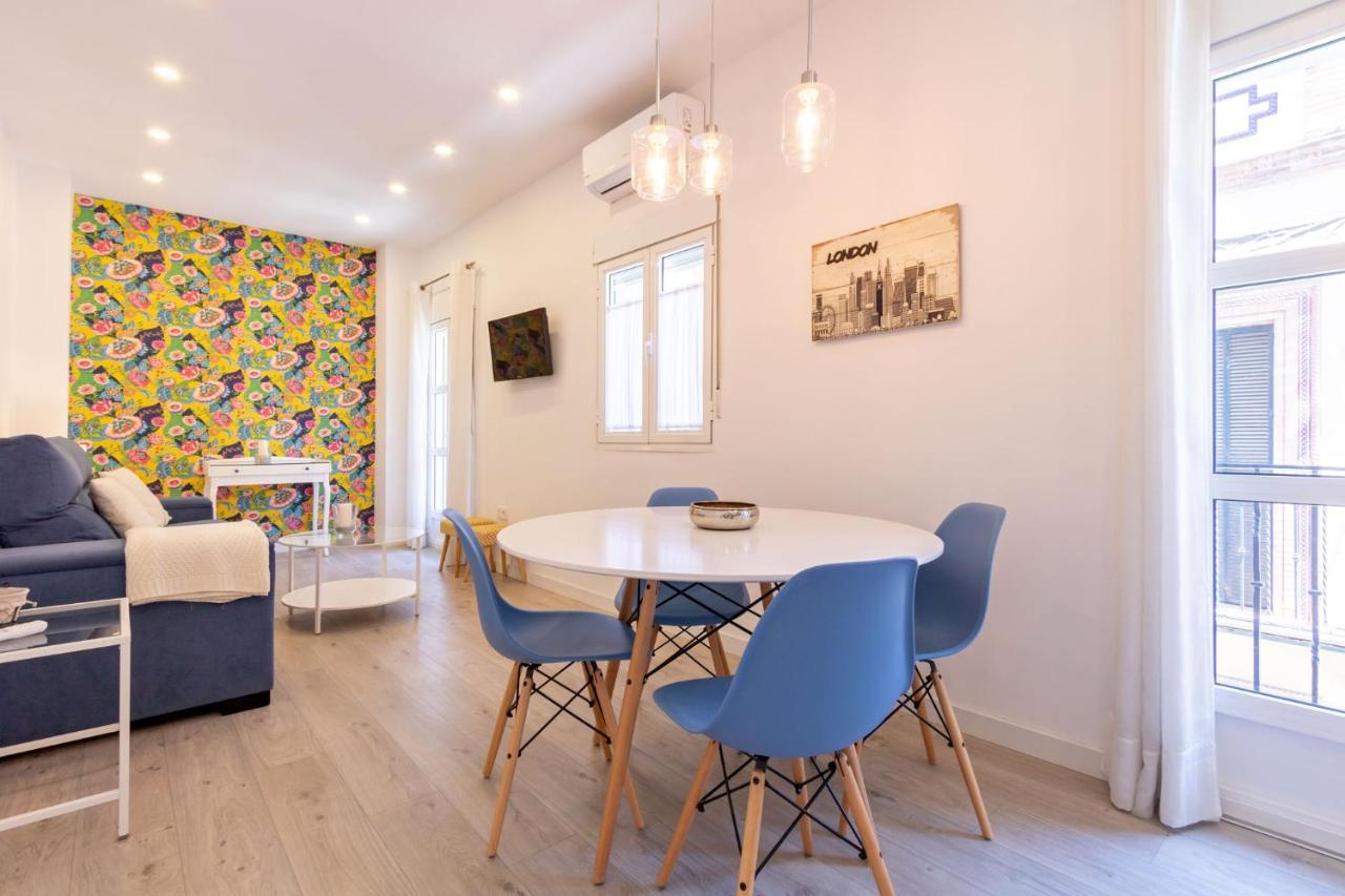 Nine O Clock San Luis Skyview Apartman Sevilla Kültér fotó