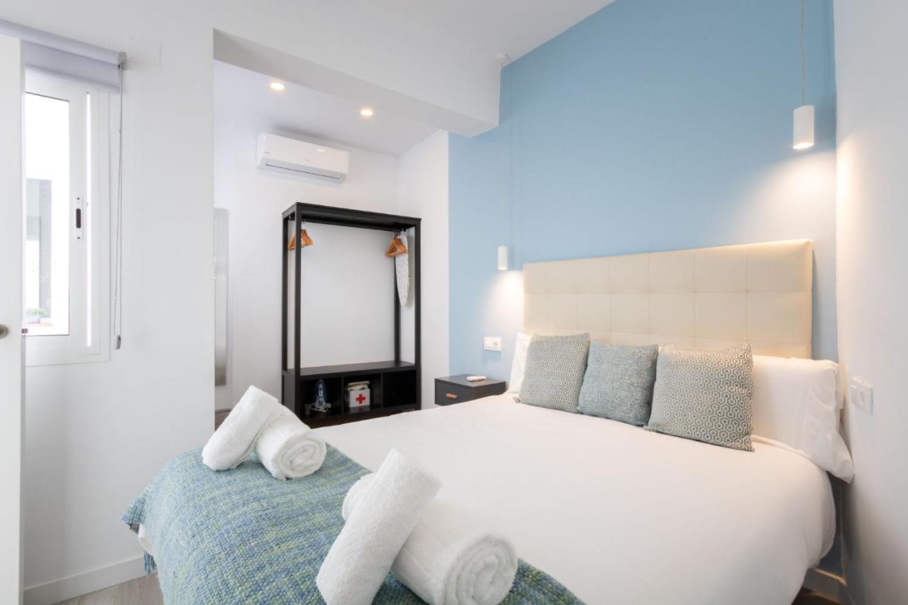 Nine O Clock San Luis Skyview Apartman Sevilla Kültér fotó