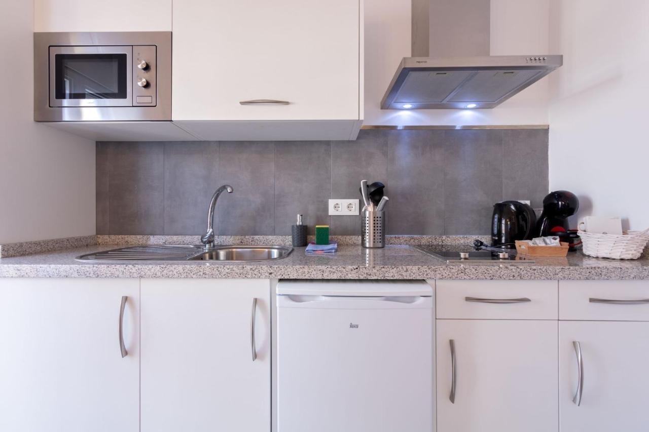 Nine O Clock San Luis Skyview Apartman Sevilla Kültér fotó